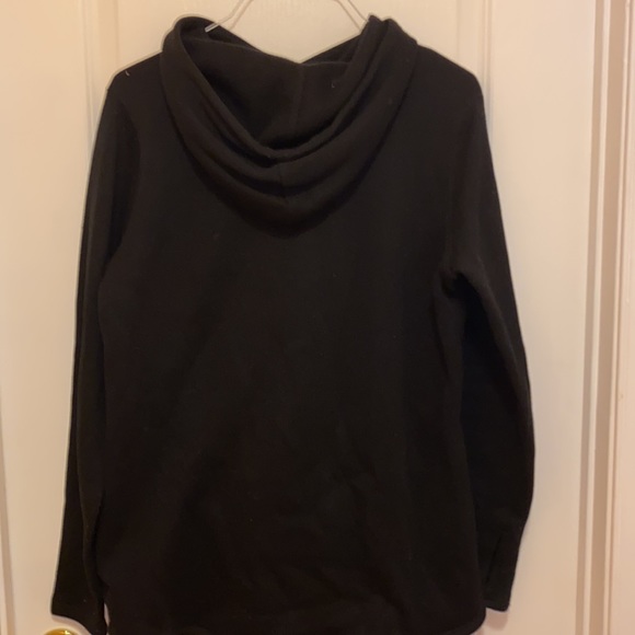 Old navy hoodie - Picture 3 of 3